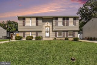 1922 SUE CREEK DR, Essex, MD 21221