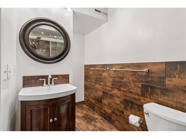 1233 N Ogden St 610, Denver, CO 80218