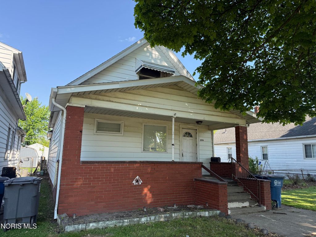 2916 Elm Street, Toledo, OH 43608