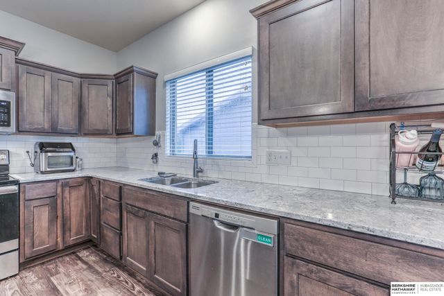 9403 S 176 Avenue, Omaha, NE 68136