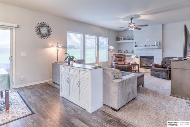 9403 S 176 Avenue, Omaha, NE 68136