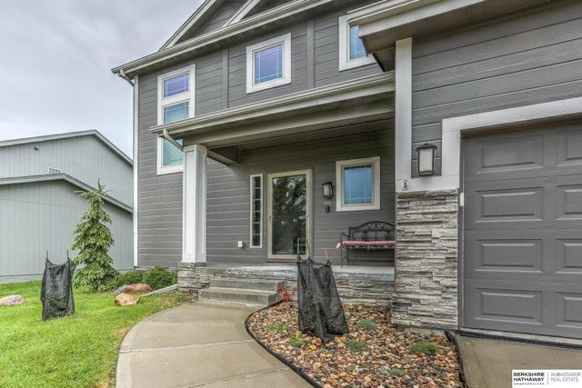 9403 S 176 Avenue, Omaha, NE 68136