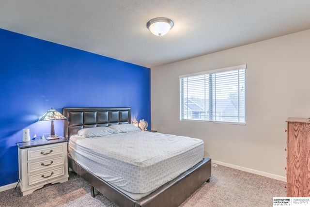 9403 S 176 Avenue, Omaha, NE 68136