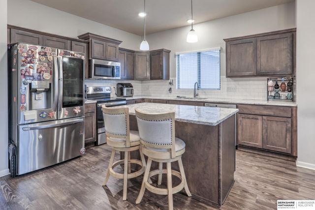 9403 S 176 Avenue, Omaha, NE 68136
