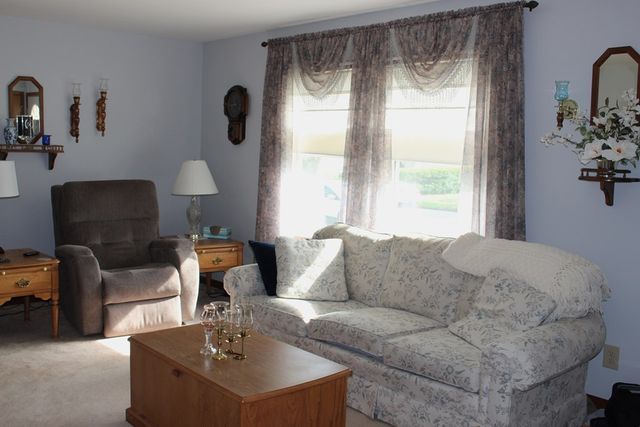 1517 N Walnut, Dover, OH 44622