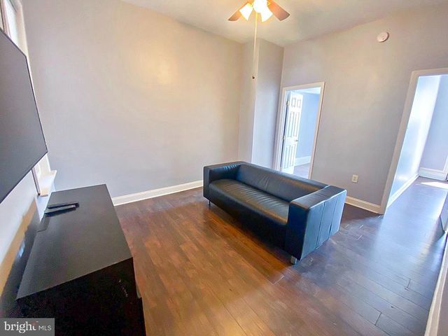 1613 W DIAMOND ST, Philadelphia, PA 19121