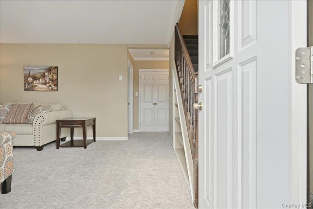 25 Peacock Lane, Levittown, NY 11756