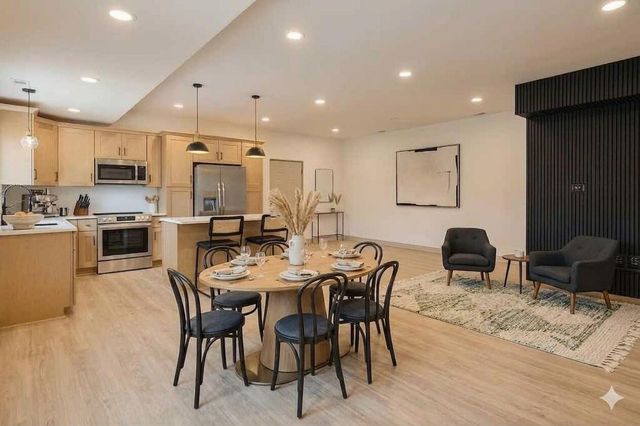 712 LINDBERG Drive, Council Bluffs, IA 51503