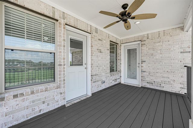 6710 Coral Hollow Drive, Baytown, TX 77521