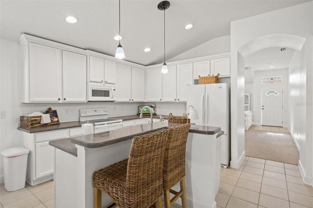 9556 SOUTHERN CHARM CIRCLE, Brooksville, FL 34613