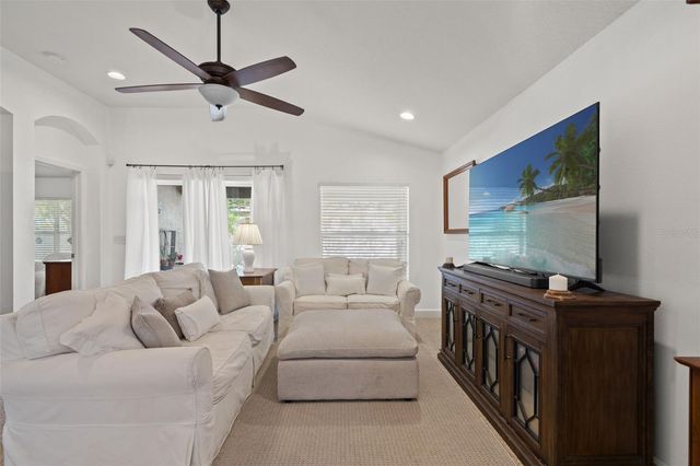 9556 SOUTHERN CHARM CIRCLE, Brooksville, FL 34613