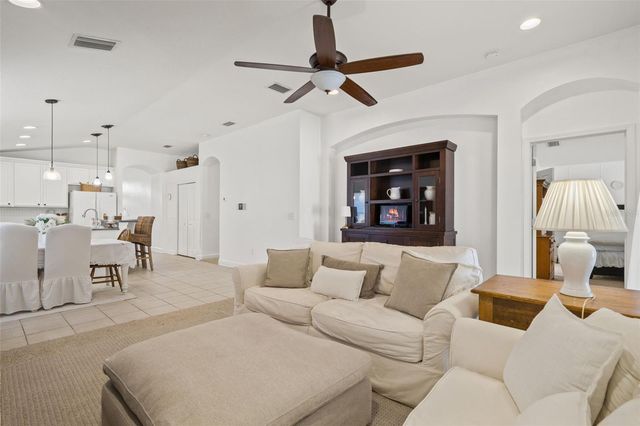 9556 SOUTHERN CHARM CIRCLE, Brooksville, FL 34613