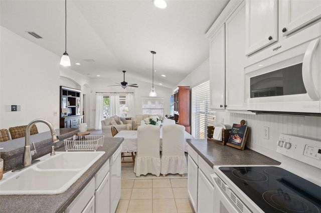 9556 SOUTHERN CHARM CIRCLE, Brooksville, FL 34613