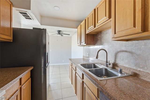 3469 Villa Knolls South Drive, Las Vegas, NV 89120