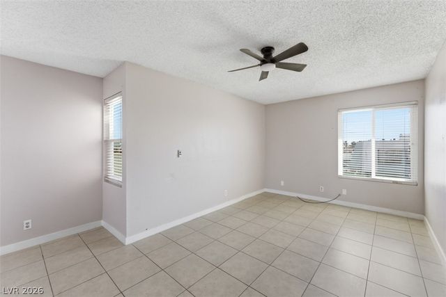 3469 Villa Knolls South Drive, Las Vegas, NV 89120