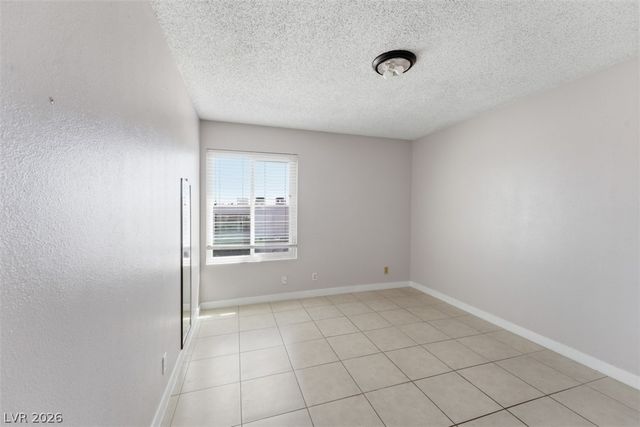 3469 Villa Knolls South Drive, Las Vegas, NV 89120