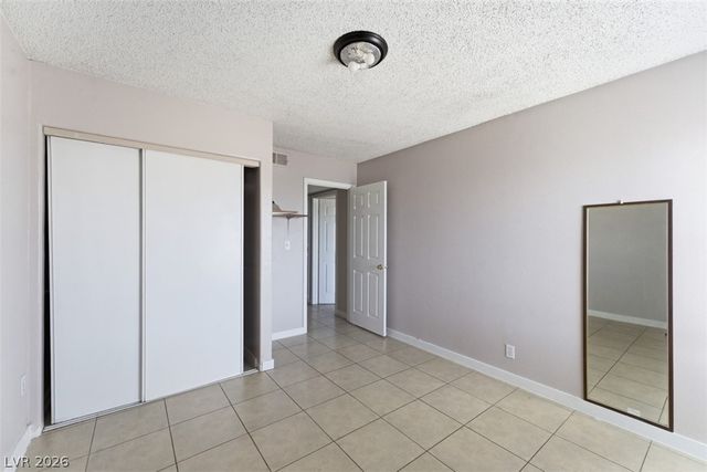 3469 Villa Knolls South Drive, Las Vegas, NV 89120