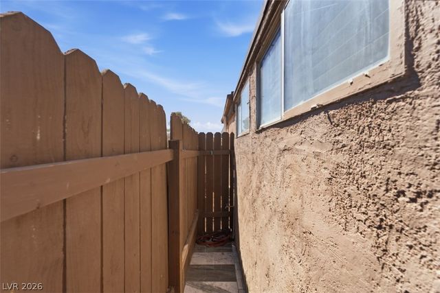 3469 Villa Knolls South Drive, Las Vegas, NV 89120