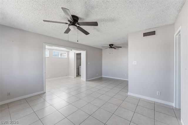 3469 Villa Knolls South Drive, Las Vegas, NV 89120