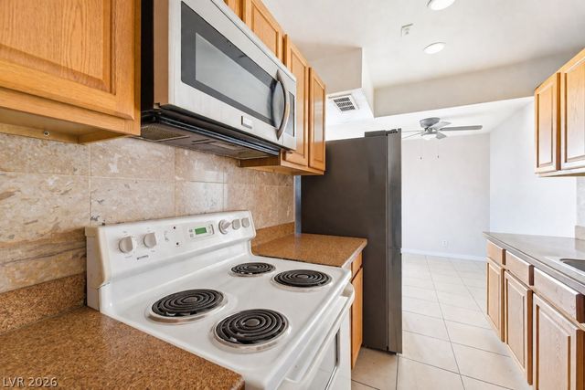 3469 Villa Knolls South Drive, Las Vegas, NV 89120