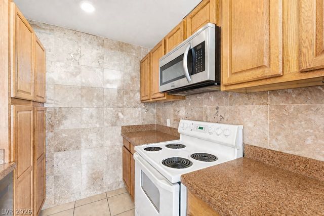 3469 Villa Knolls South Drive, Las Vegas, NV 89120