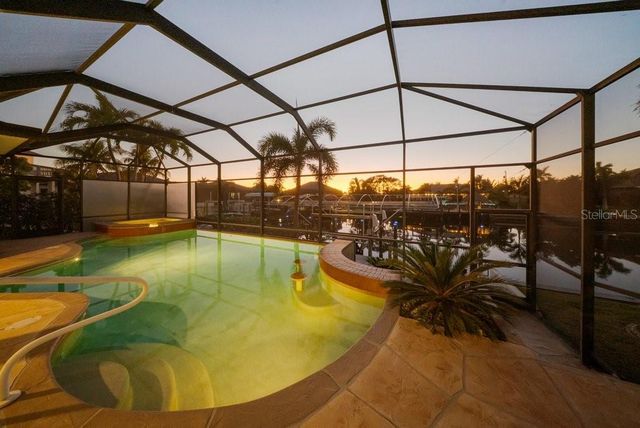 810 NW 36TH AVENUE, Cape Coral, FL 33993