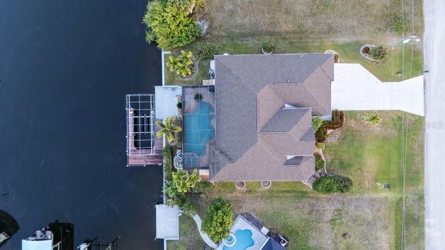 810 NW 36TH AVENUE, Cape Coral, FL 33993