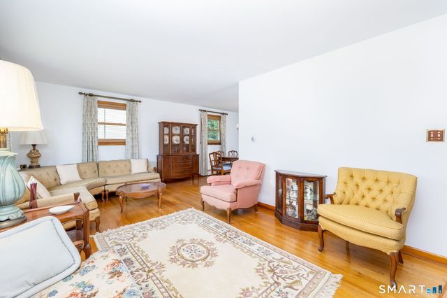 256 Pearl Lake Road, Waterbury, CT 06706