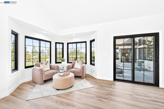 2808 Gray Fox Ct, Pleasanton, CA 94566