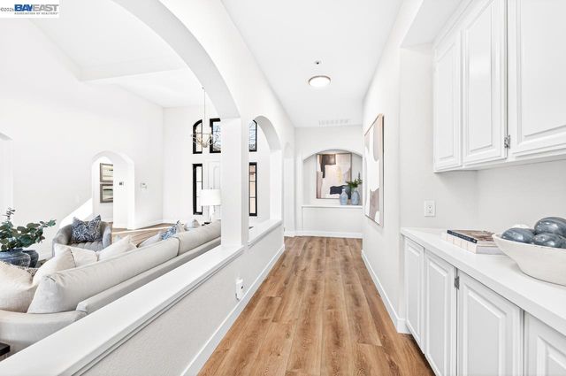 2808 Gray Fox Ct, Pleasanton, CA 94566