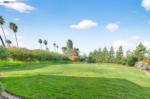 2808 Gray Fox Ct, Pleasanton, CA 94566