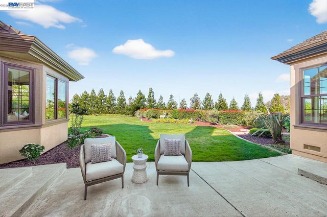 2808 Gray Fox Ct, Pleasanton, CA 94566