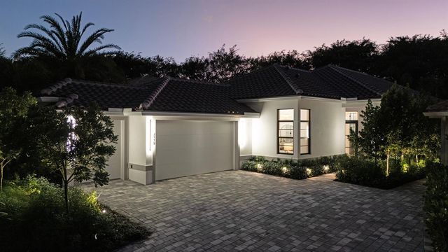 2579 Players Court, Wellington, FL 33414