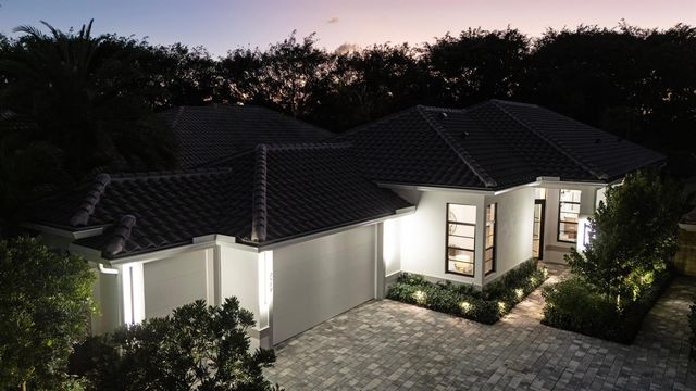 2579 Players Court, Wellington, FL 33414