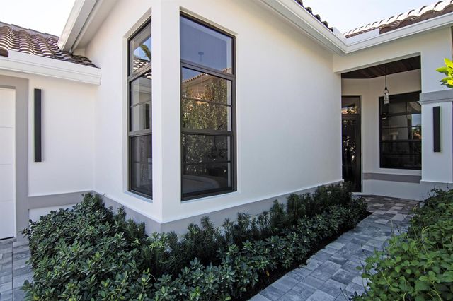 2579 Players Court, Wellington, FL 33414