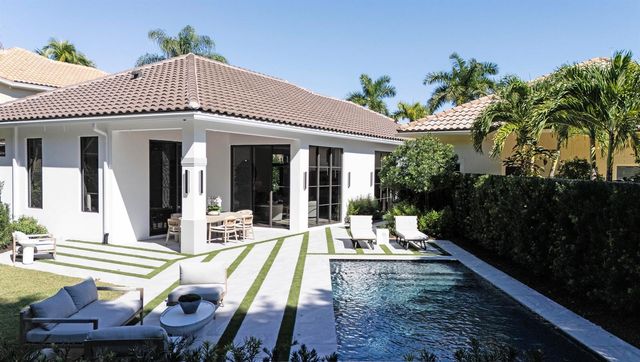 2579 Players Court, Wellington, FL 33414