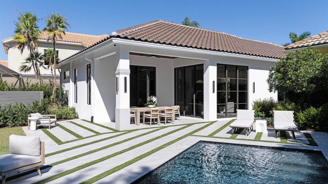 2579 Players Court, Wellington, FL 33414