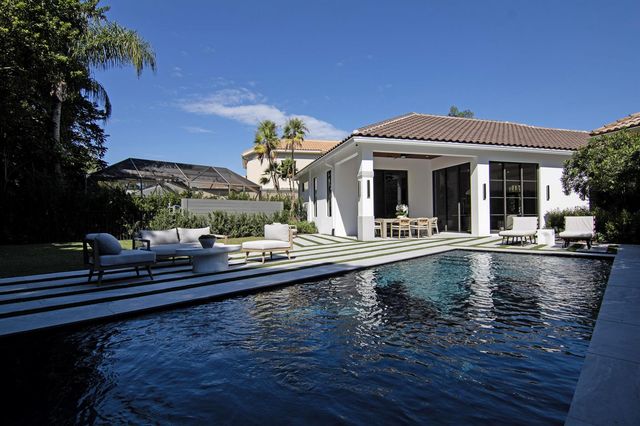 2579 Players Court, Wellington, FL 33414