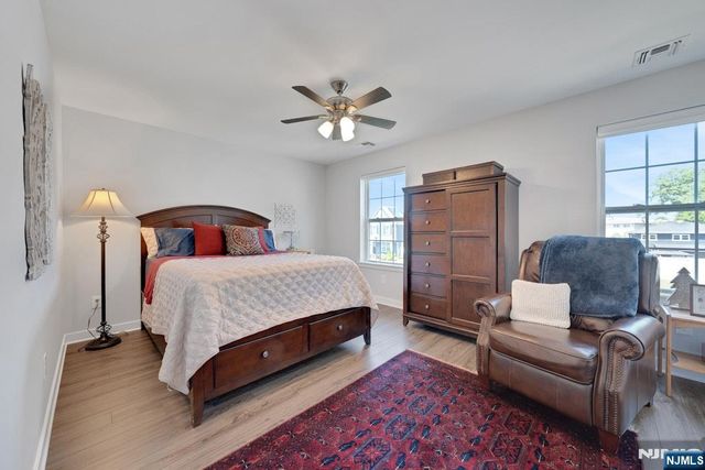10 Bares Court, Little Ferry, NJ 07643