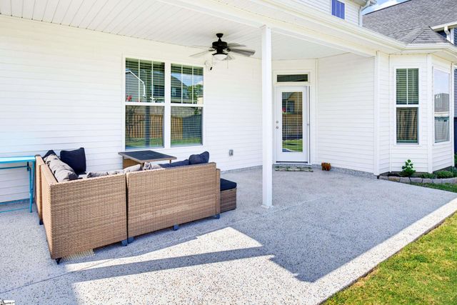 409 River Trace Loop, Simpsonville, SC 29680