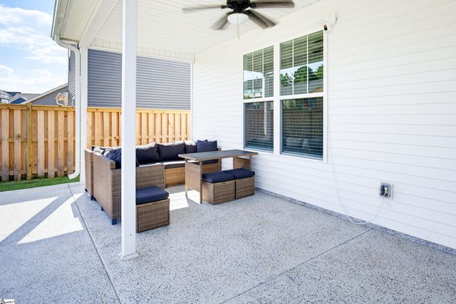 409 River Trace Loop, Simpsonville, SC 29680