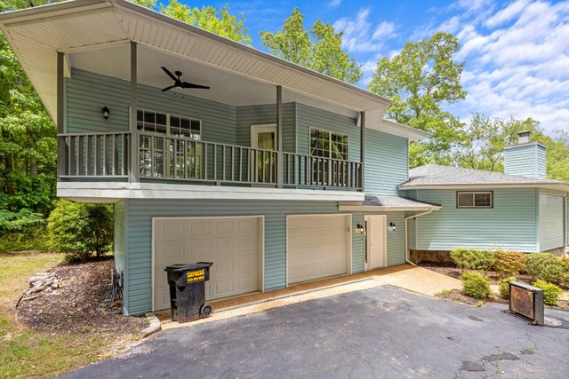 2266 N Shore Acres Road, Soddy Daisy, TN 37379