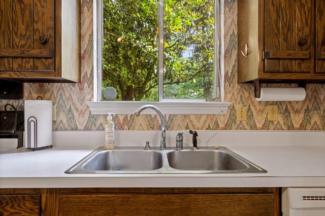 2266 N Shore Acres Road, Soddy Daisy, TN 37379