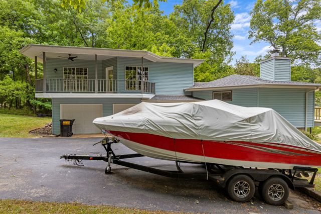 2266 N Shore Acres Road, Soddy Daisy, TN 37379