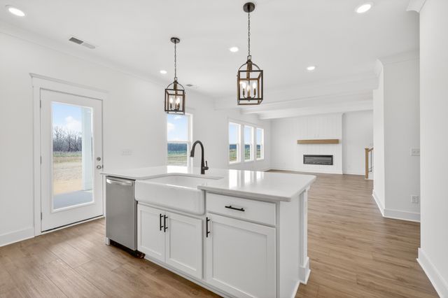 1033 Bluestem Road, Columbia, TN 38401