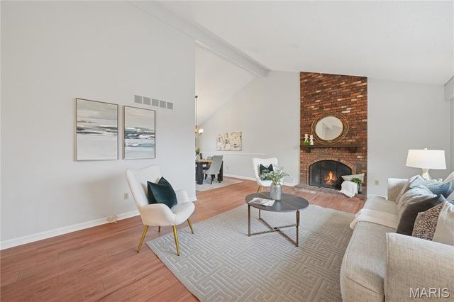 1261 Mautenne Drive, Manchester, MO 63021