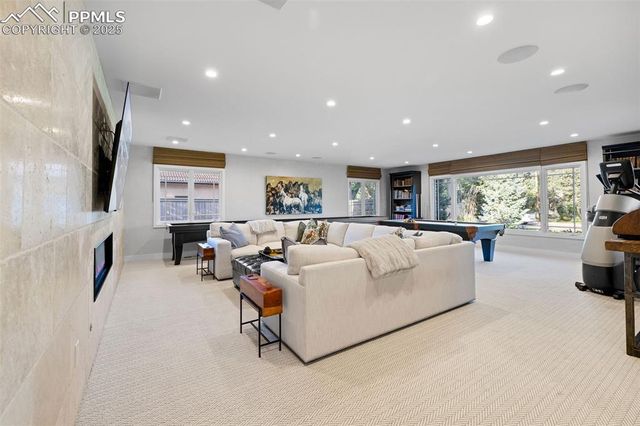 18 2nd Street, Colorado Springs, CO 80906