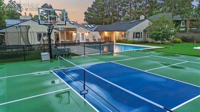 18 2nd Street, Colorado Springs, CO 80906