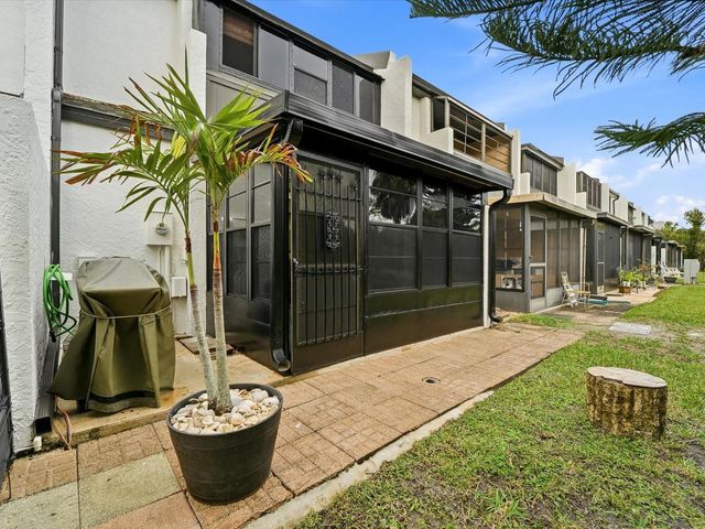 2000 FORREST NELSON BOULEVARD C9, Port Charlotte, FL 33952