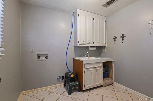 2576 Aimee Drive, Montgomery, AL 36106